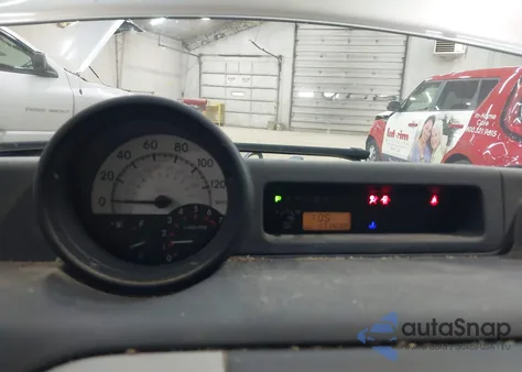 2005 Scion Xb z USA, uszkodzony, nr VIN JTLKT324954002397